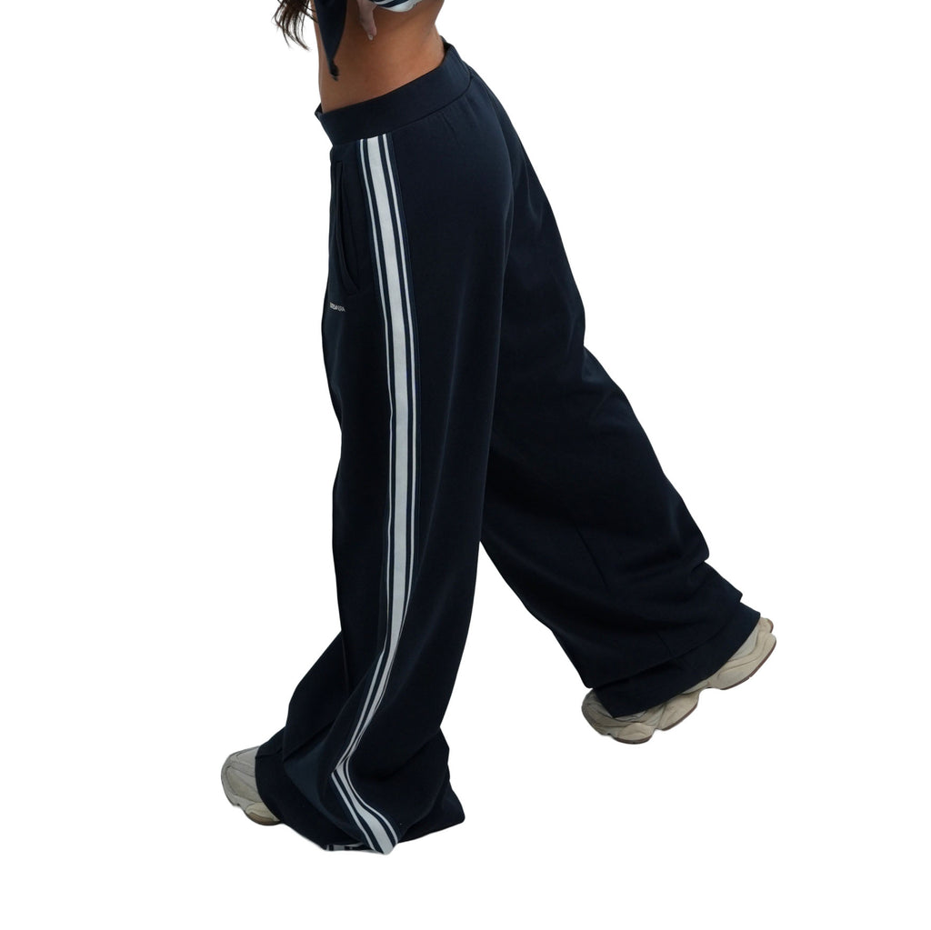 Women’s Blue Striped Pants - Elites Aera