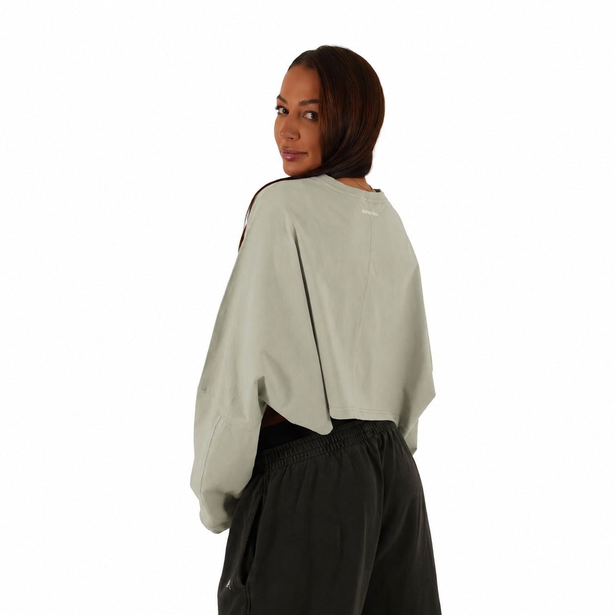 J - Flow Cropped Long - Sleeve - Elites Aera